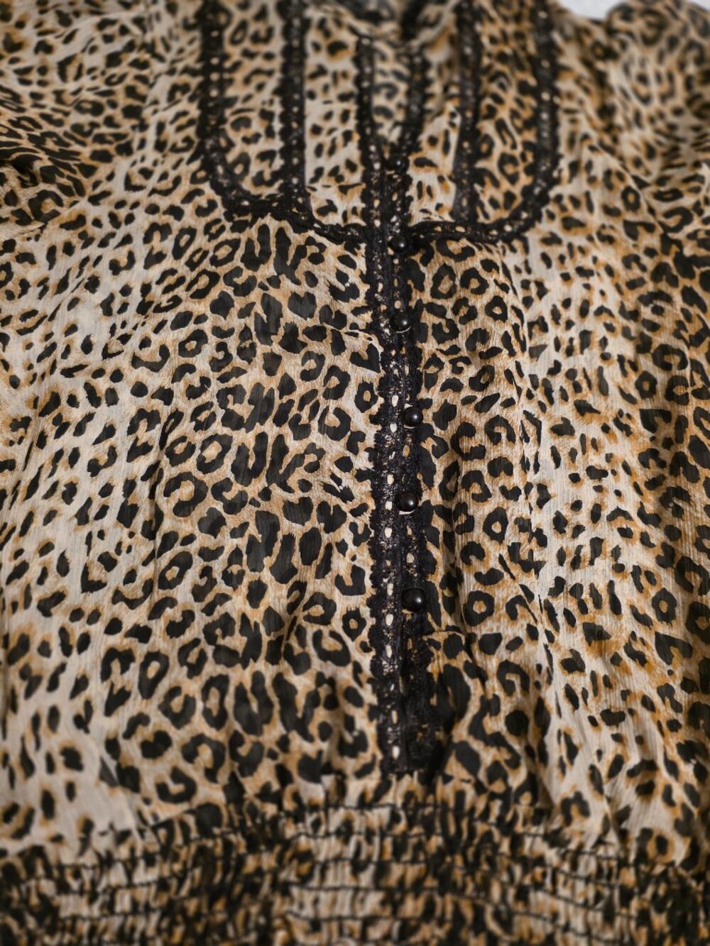 CHEETAH 🐆 MEDIUM SHIRTT!!
